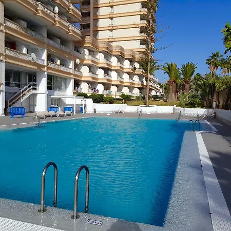 Oasis アパート *